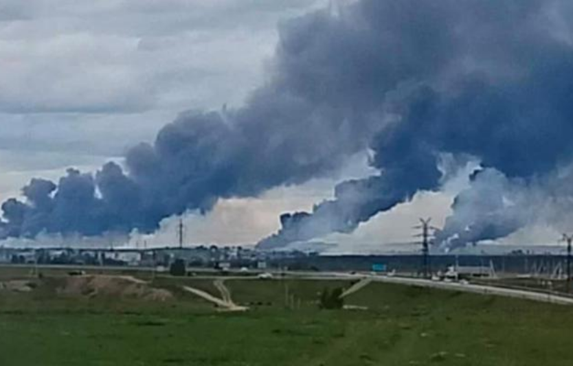 Масштабна атака українських дронів пошкоджено понад 40 російських літаків
